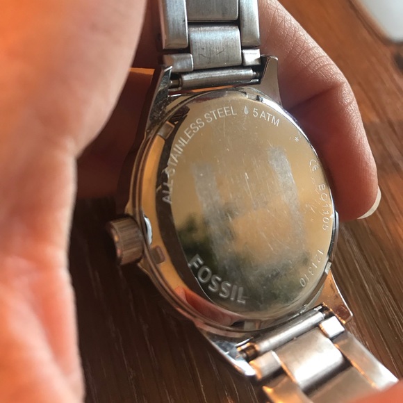 Stainless Steel Fossil Watch - Picture 5 of 6